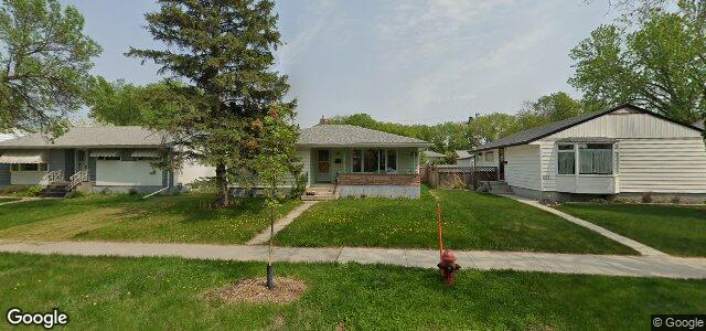 Larawan ng 928 Centennial Street sa Winnipeg, Manitoba