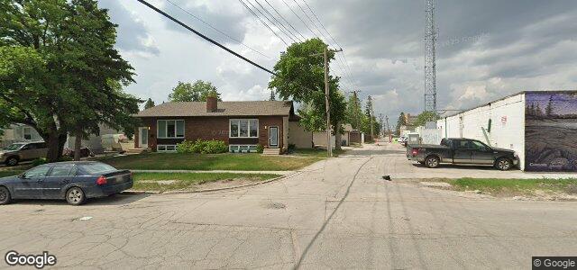 Larawan ng 1001 Clarence Avenue sa Winnipeg, Manitoba