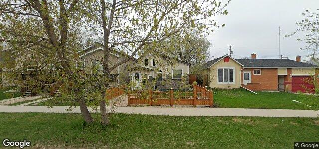 Larawan ng 1009 Boston Avenue sa Winnipeg, Manitoba