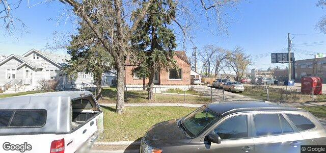 Larawan ng 1009 Waller Avenue sa Winnipeg, Manitoba