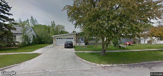 Larawan ng 1011 Kelsey Avenue sa Winnipeg, Manitoba