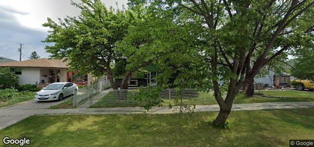 Larawan ng 1016 Radisson Avenue sa Winnipeg, Manitoba