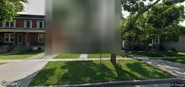 Larawan ng 1019 Howard Avenue sa Winnipeg, Manitoba