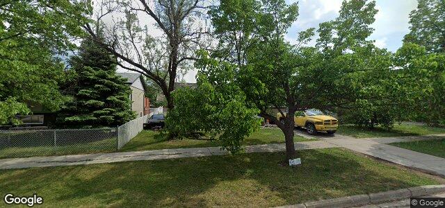 Larawan ng 1020 Radisson Avenue sa Winnipeg, Manitoba