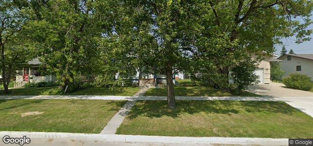 Larawan ng 1021 Manahan Avenue sa Winnipeg, Manitoba