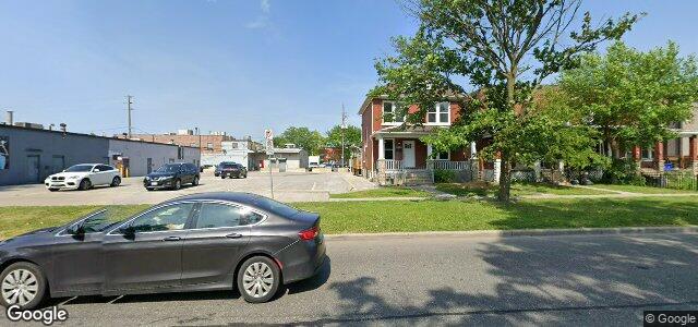 Larawan ng 1022 Howard Avenue sa Winnipeg, Manitoba