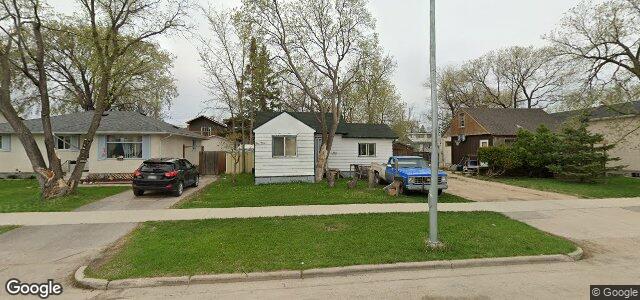 Larawan ng 1023 Boston Avenue sa Winnipeg, Manitoba