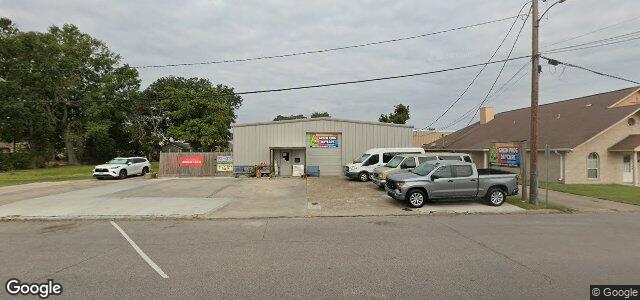 Larawan ng 1024 Boston Avenue sa Winnipeg, Manitoba