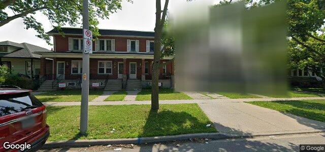 Larawan ng 1027 Howard Avenue sa Winnipeg, Manitoba