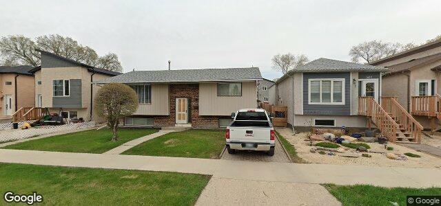 Larawan ng 1028 Boston Avenue sa Winnipeg, Manitoba