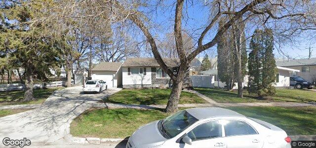 Larawan ng 1029 Waller Avenue sa Winnipeg, Manitoba