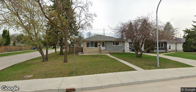 Larawan ng 103 Farwell Bay sa Winnipeg, Manitoba