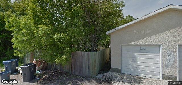 Larawan ng 1030 Dumas Avenue sa Winnipeg, Manitoba