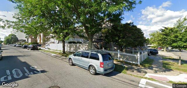 Larawan ng 1035 Clarence Avenue sa Winnipeg, Manitoba