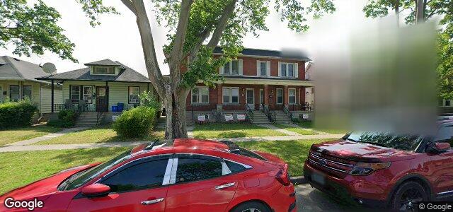 Larawan ng 1035 Howard Avenue sa Winnipeg, Manitoba