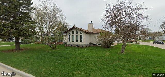 Larawan ng 104 Farwell Bay sa Winnipeg, Manitoba