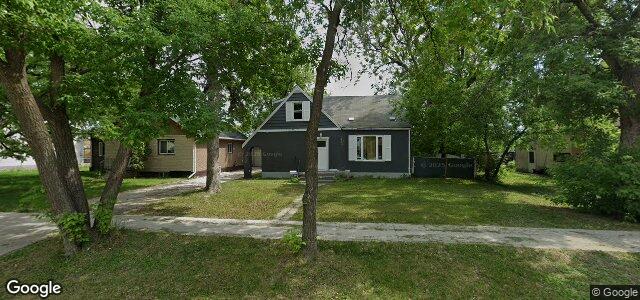 Larawan ng 1040 Dumas Avenue sa Winnipeg, Manitoba