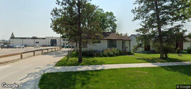 Larawan ng 1040 Manahan Avenue sa Winnipeg, Manitoba