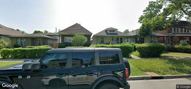 Larawan ng 1045 Howard Avenue sa Winnipeg, Manitoba