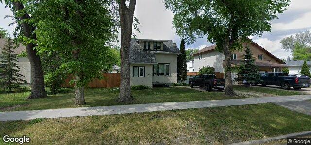 Photo of 1049 Dumas Avenue in Winnipeg, Manitoba