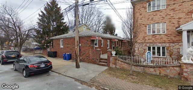 Larawan ng 1102 Clarence Avenue sa Winnipeg, Manitoba