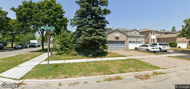 Larawan ng 111 Marshall Crescent sa Winnipeg, Manitoba