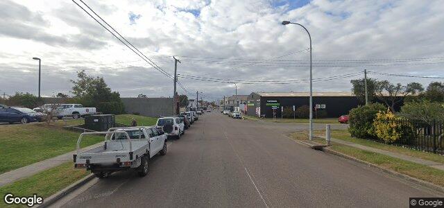 Larawan ng 12 Vincent Street sa Winnipeg, Manitoba