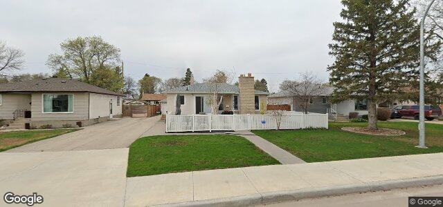 Photo of 23 Farwell Bay in Winnipeg, Manitoba