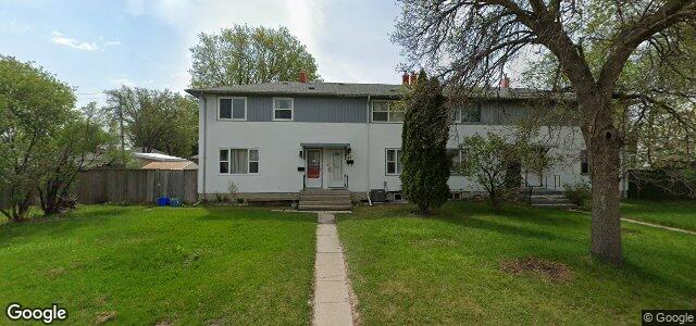 Larawan ng 44 Dickson Crescent sa Winnipeg, Manitoba