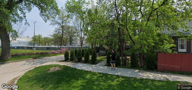 Larawan ng 487 Corydon Avenue sa Winnipeg, Manitoba