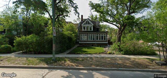 Larawan ng 556 Stradbrook Avenue sa Winnipeg, Manitoba
