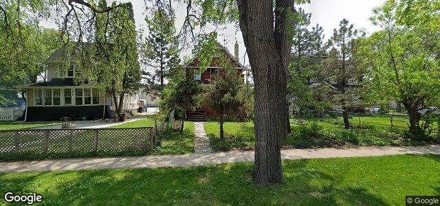 Larawan ng 710 Mcmillan Avenue sa Winnipeg, Manitoba