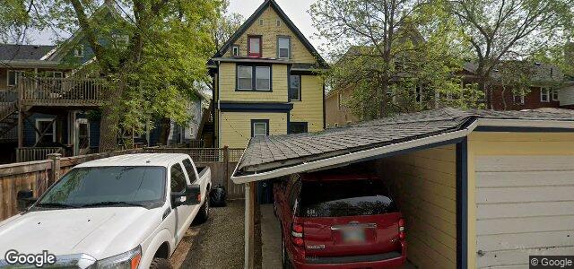 Larawan ng 743 Mcmillan Avenue sa Winnipeg, Manitoba