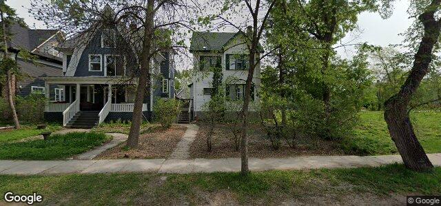 Larawan ng 872 Grosvenor Avenue sa Winnipeg, Manitoba