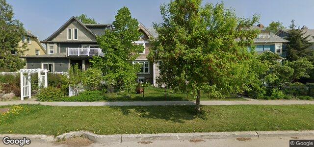 Larawan ng 879 Dorchester Avenue sa Winnipeg, Manitoba