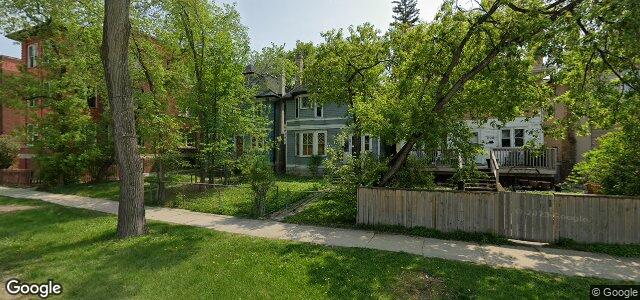 Larawan ng 896 Mcmillan Avenue sa Winnipeg, Manitoba