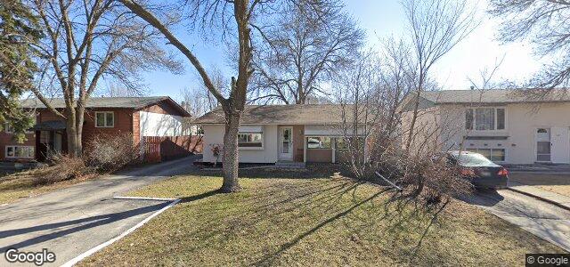 Larawan ng 10 Pembridge Bay sa Winnipeg, Manitoba