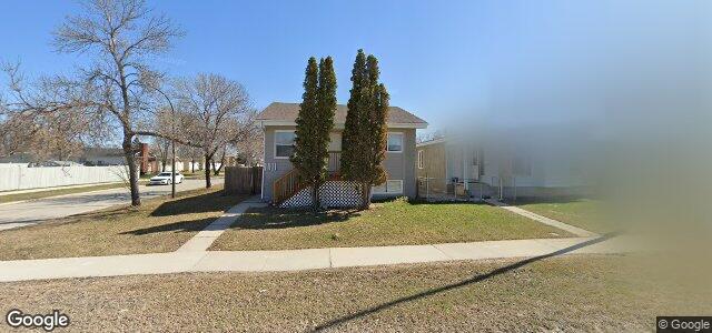 Larawan ng 1011 Dakota Street sa Winnipeg, Manitoba