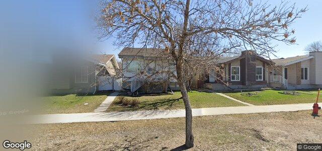 Larawan ng 1027 Dakota Street sa Winnipeg, Manitoba