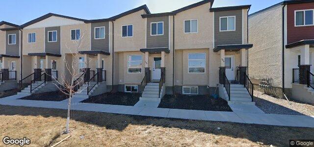 Larawan ng 104 Forrester Avenue sa Winnipeg, Manitoba