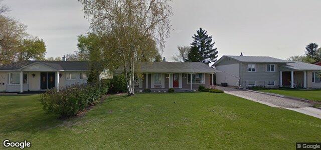 Larawan ng 111 Pembridge Bay sa Winnipeg, Manitoba