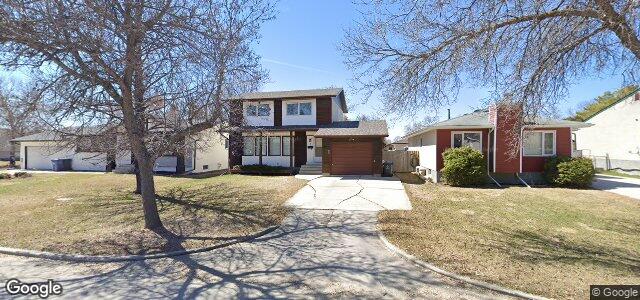 Larawan ng 121 Whitley Drive sa Winnipeg, Manitoba