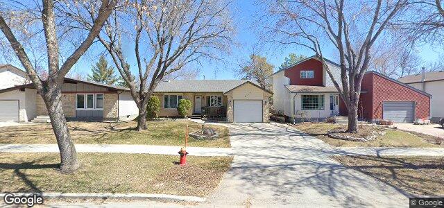 Larawan ng 131 Hawkins Crescent sa Winnipeg, Manitoba
