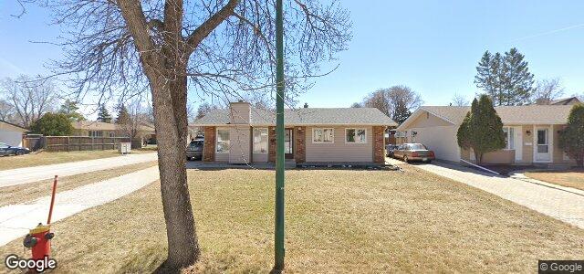 Larawan ng 14 Brixford Crescent sa Winnipeg, Manitoba
