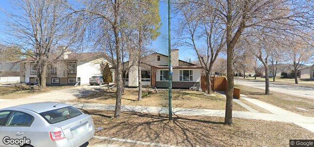 Larawan ng 153 Hawkins Crescent sa Winnipeg, Manitoba