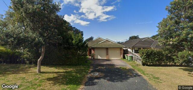 Larawan ng 18 Gosford Avenue sa Winnipeg, Manitoba