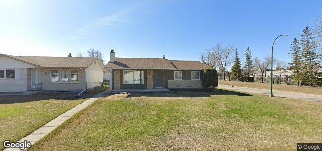 Larawan ng 2 Willowmeade Crescent sa Winnipeg, Manitoba