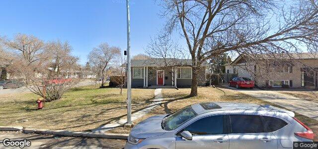 Larawan ng 2 Woodford Bay sa Winnipeg, Manitoba