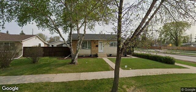 Larawan ng 200 Wales Avenue sa Winnipeg, Manitoba