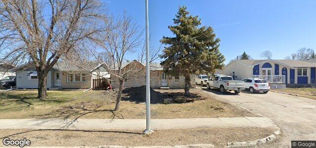 Larawan ng 203 Ashworth Street sa Winnipeg, Manitoba